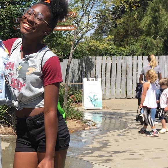 Black midi shorts - Picture 1 of 3